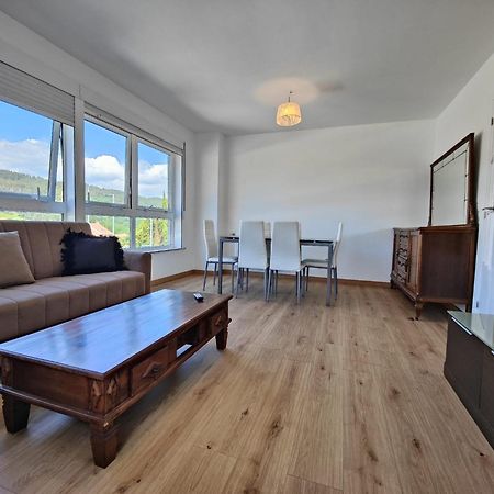 Chalet Con Wifi , Ps4 , Garaje, 5 Dormitorios, 3 Banos, Santiago De Compostela Zewnętrze zdjęcie