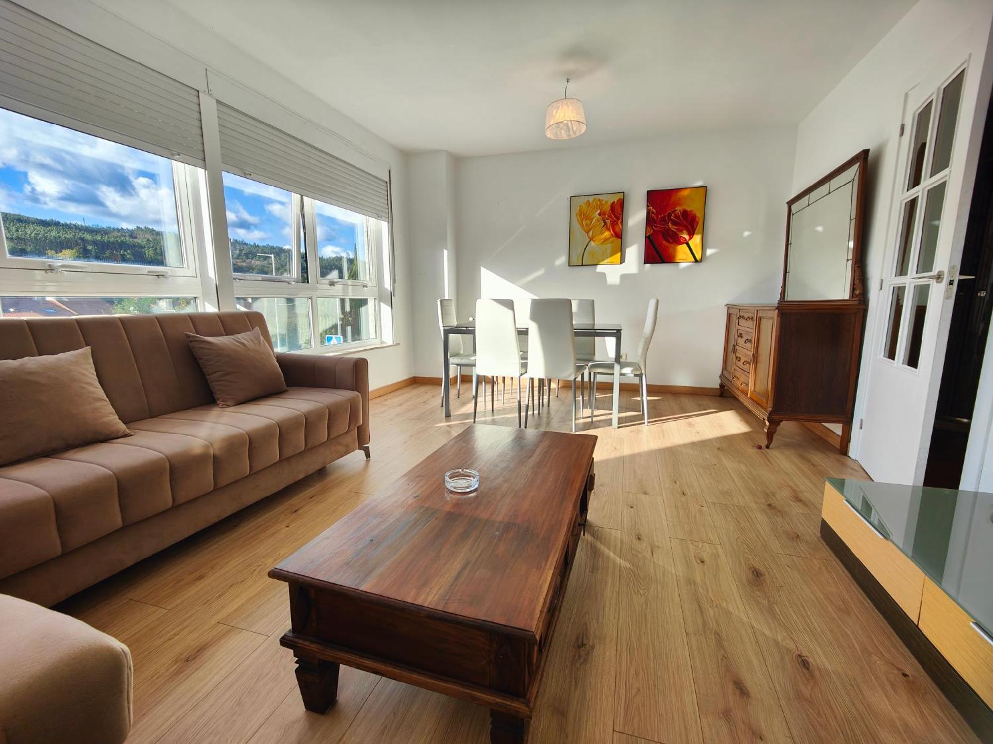Chalet Con Wifi , Ps4 , Garaje, 5 Dormitorios, 3 Banos, Santiago De Compostela Zewnętrze zdjęcie