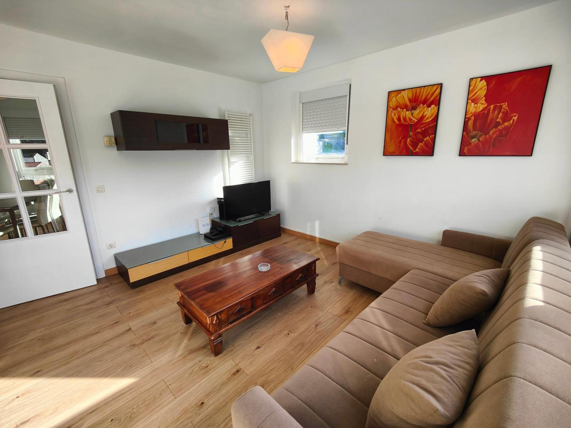 Chalet Con Wifi , Ps4 , Garaje, 5 Dormitorios, 3 Banos, Santiago De Compostela Zewnętrze zdjęcie